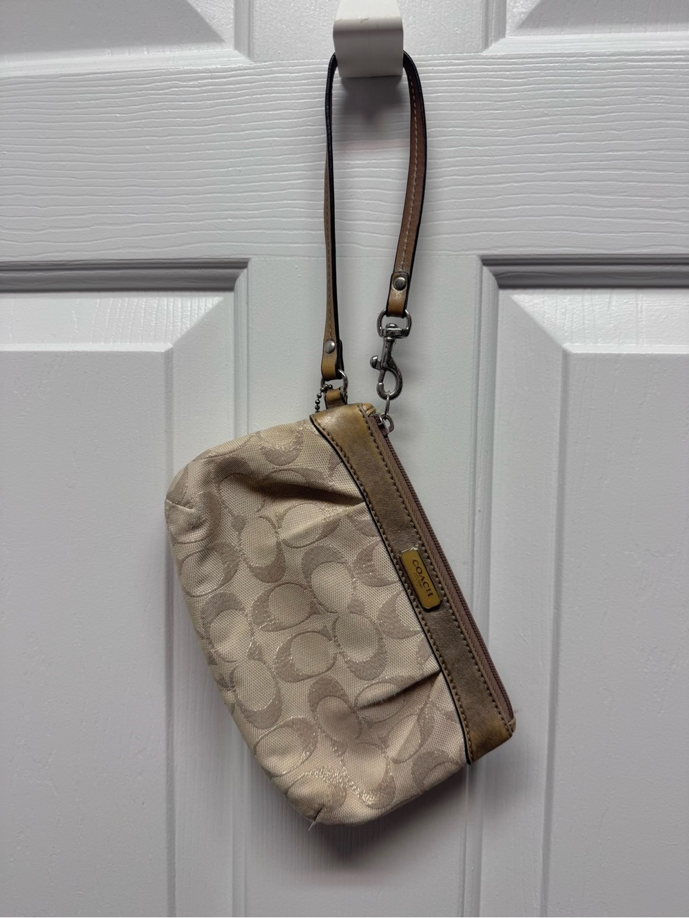 Coach Beige Signature Canvas Wristlet Gold Sparkle Handbag